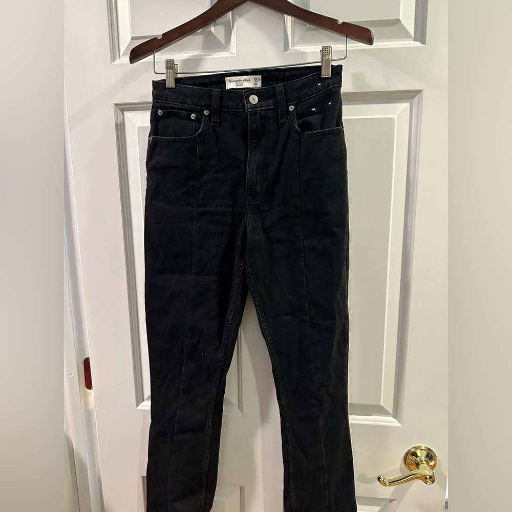 Abercrombie black jeans, straight cut with end slit, size 25 / high rise